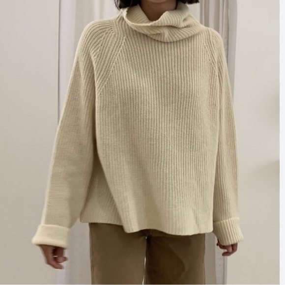 Monica Cordera Natural Wool Turtleneck - Picture 5 of 8